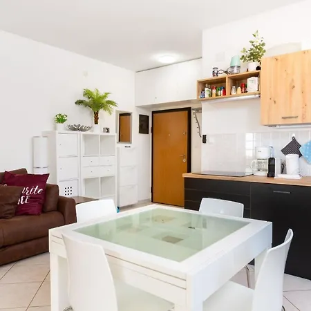 Ferienwohnung Fur 4 Personen Ca 40 Qm In Medulin, Istrien Sudkuste Von Istrien - B60682 Lejlighed
